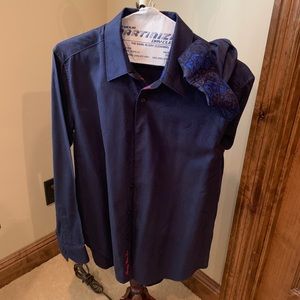Robert Graham Dress shirt button up